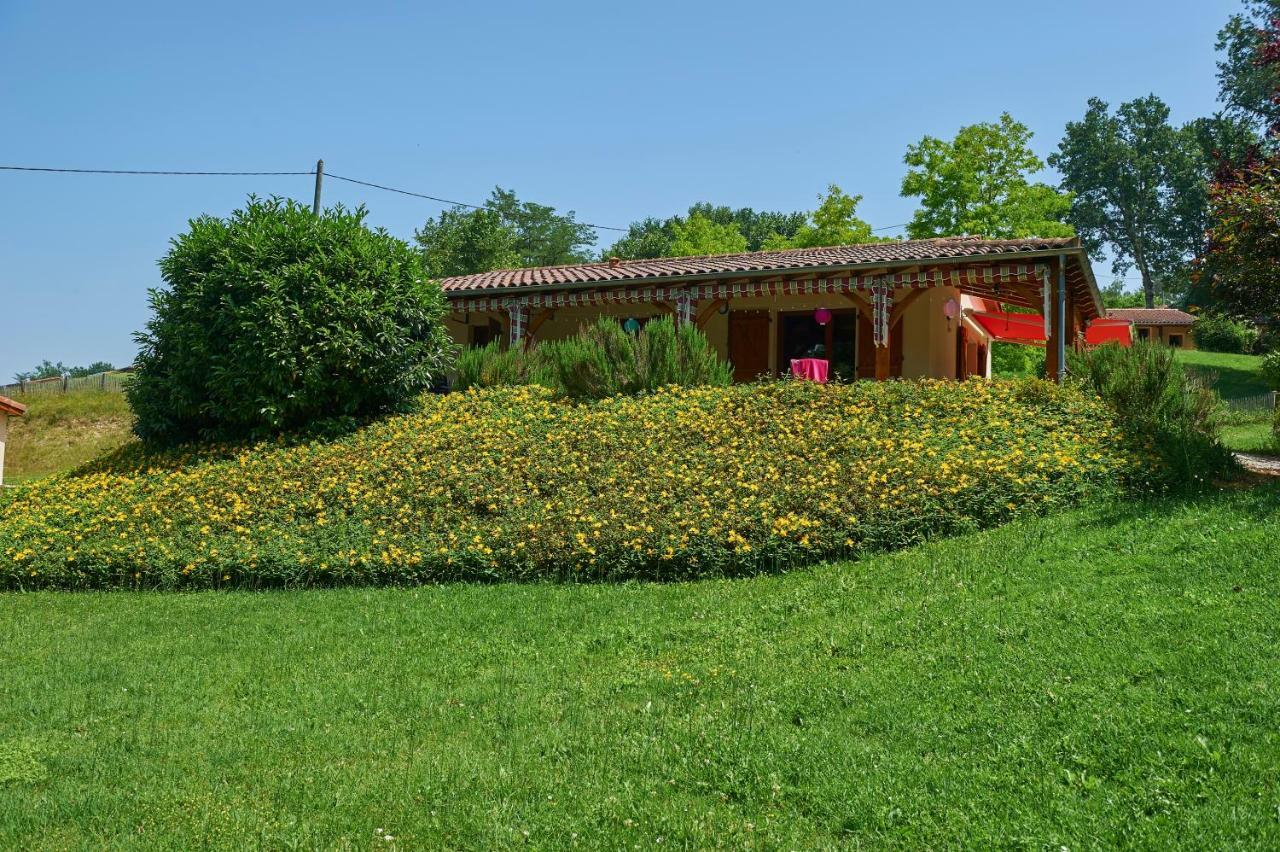 Village De Montmarsis Gourdon-en-quercy Exteriör bild